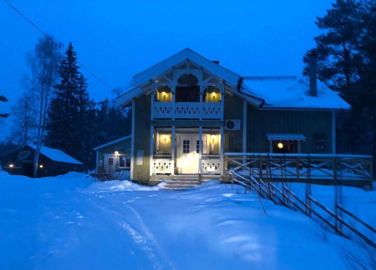 Skabram Bed & Breakfast Jokkmokk Esterno foto