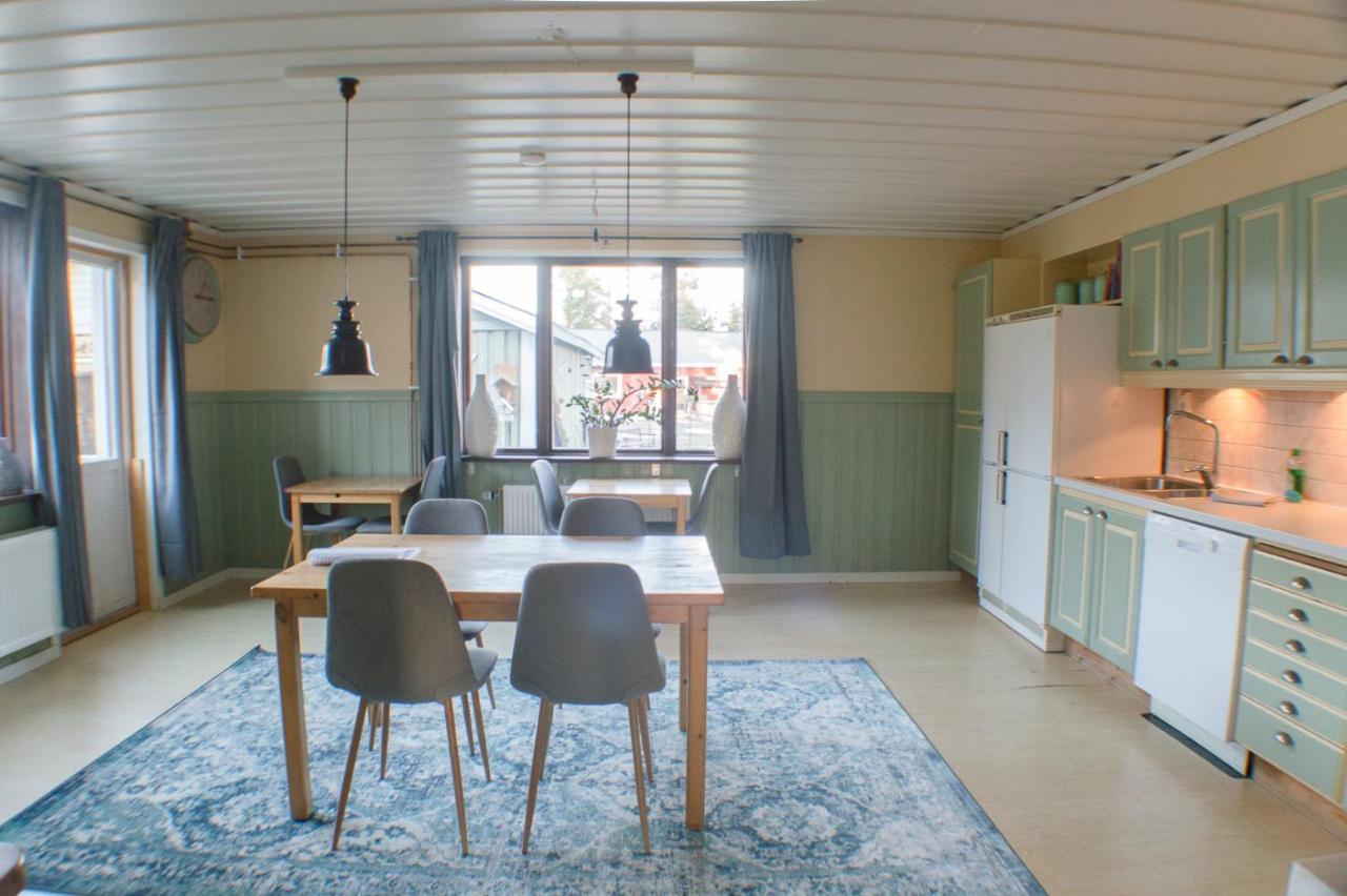 Skabram Bed & Breakfast Jokkmokk Esterno foto
